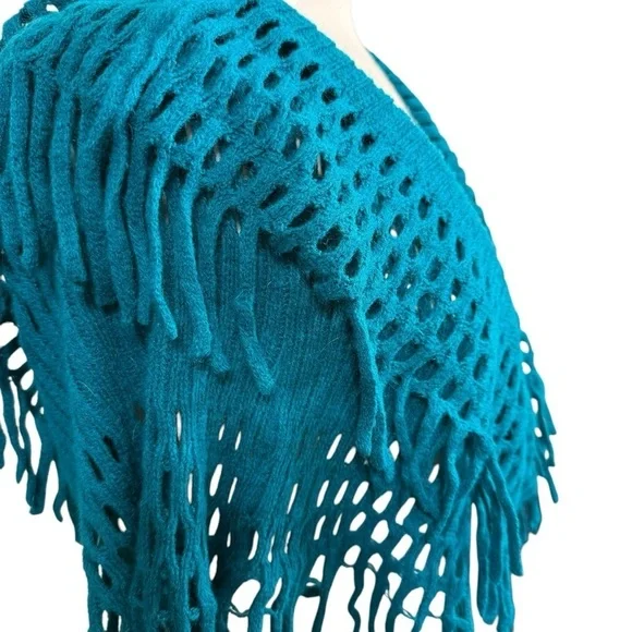 Teal Knitted Fringe Shawl - Picture 2 of 10